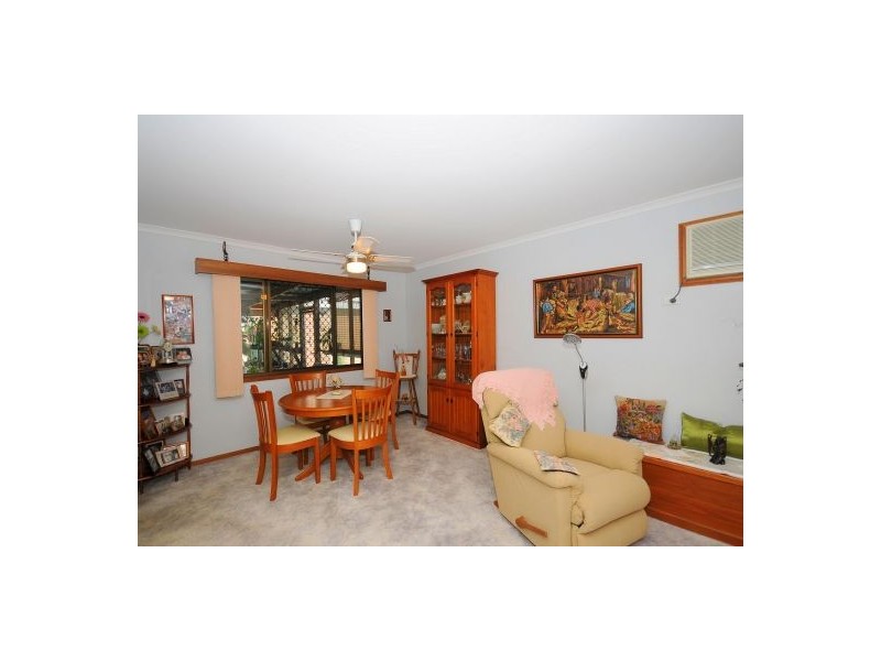 24 Gibbs Street, Urangan QLD 4655