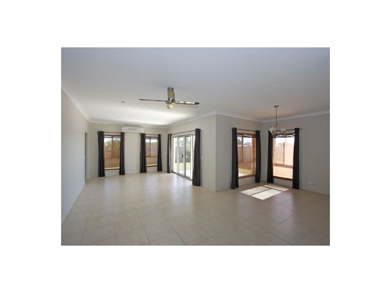 38 Turrum Street, Scarness QLD 4655