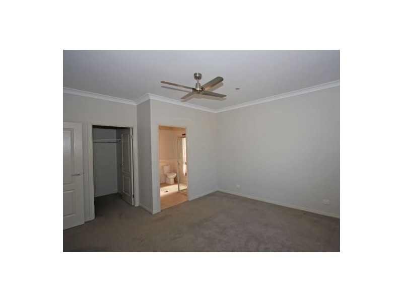 38 Turrum Street, Scarness QLD 4655