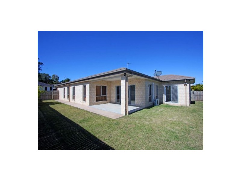 38 Turrum Street, Scarness QLD 4655