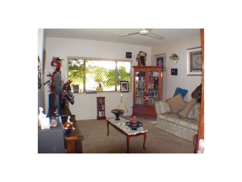 15 Rochester Ct, Urraween QLD 4655