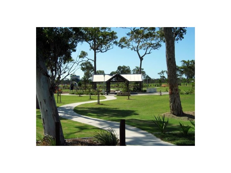 3 Majestic Ct, Burrum Heads QLD 4659