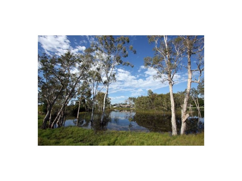 3 Majestic Ct, Burrum Heads QLD 4659