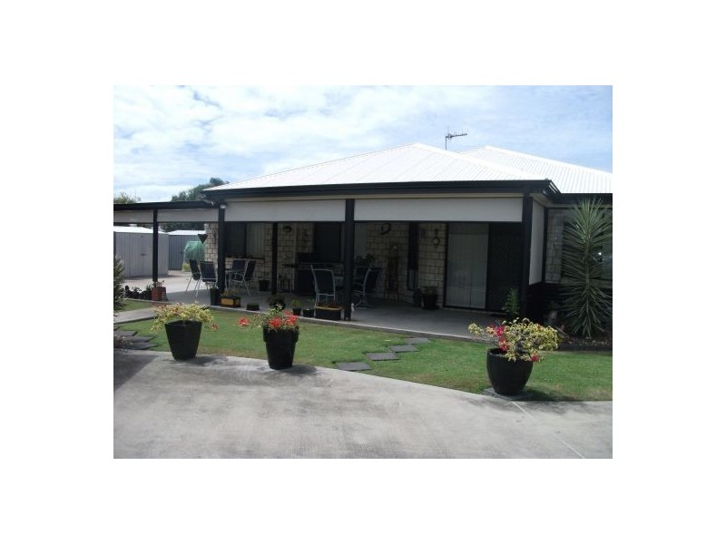10 Arwon Close, Point Vernon QLD 4655