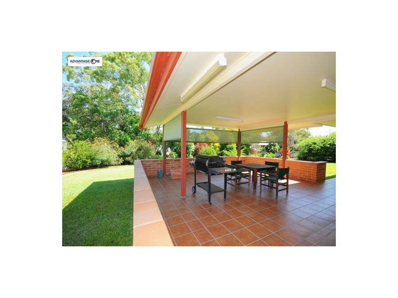 4 Bayrise Drive, Urangan QLD 4655