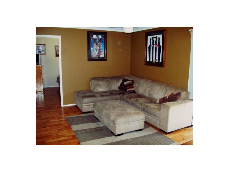 7 Chanak Close, Point Vernon QLD 4655