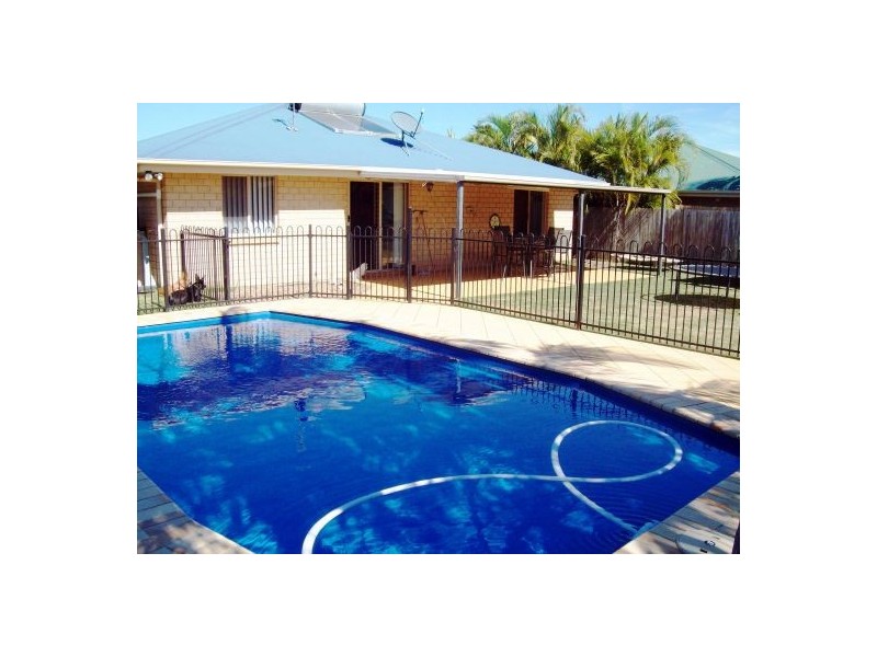 7 Chanak Close, Point Vernon QLD 4655