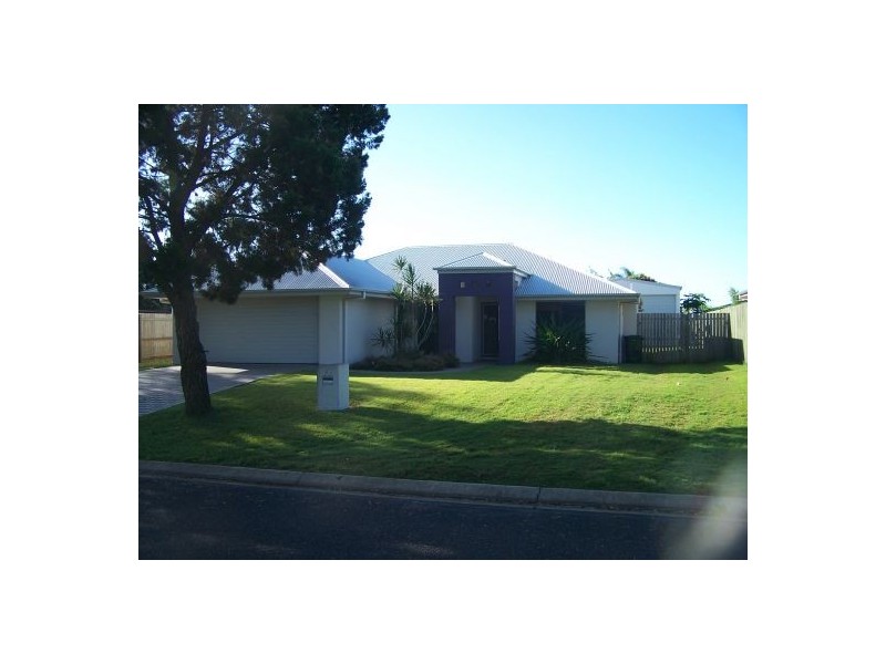 16 Beach Drive, Burrum Heads QLD 4659