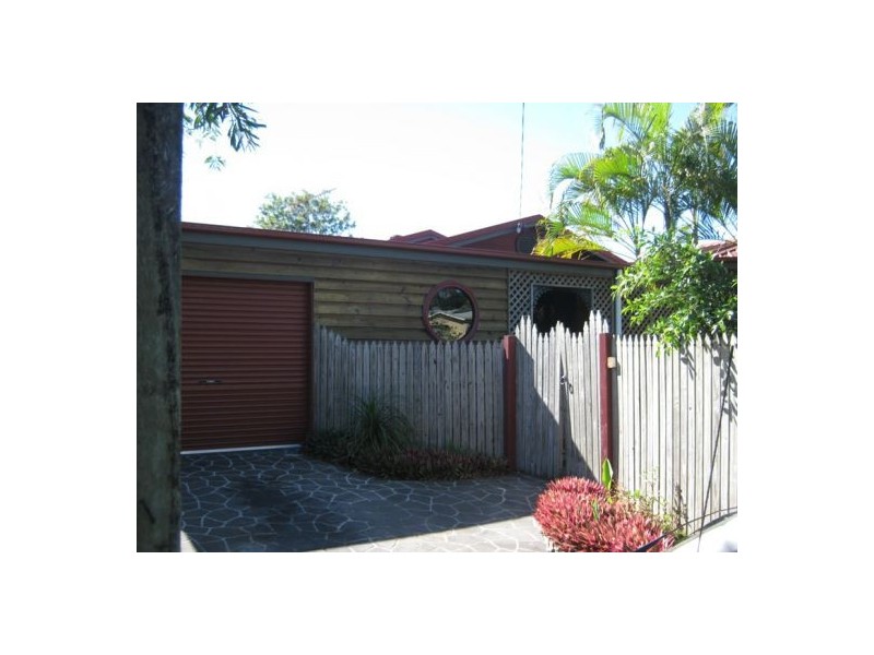 32 Fairway Drive, Urraween QLD 4655