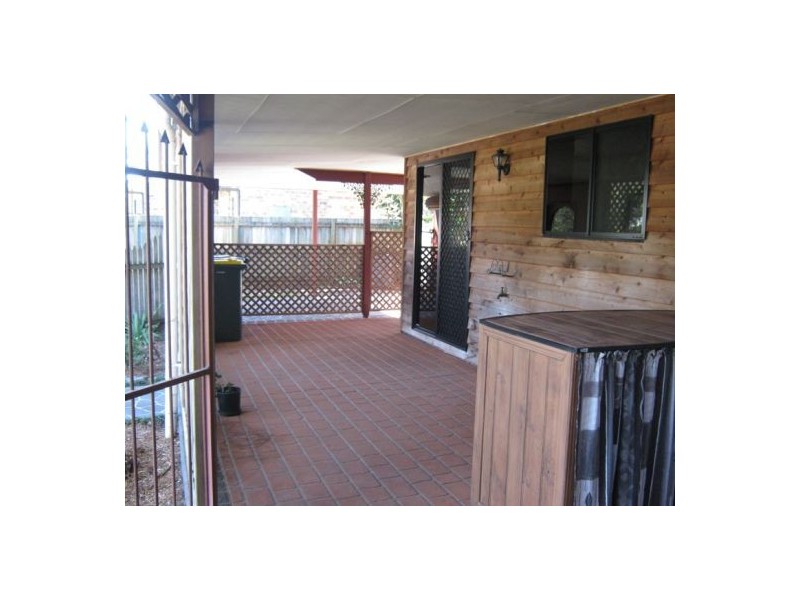32 Fairway Drive, Urraween QLD 4655