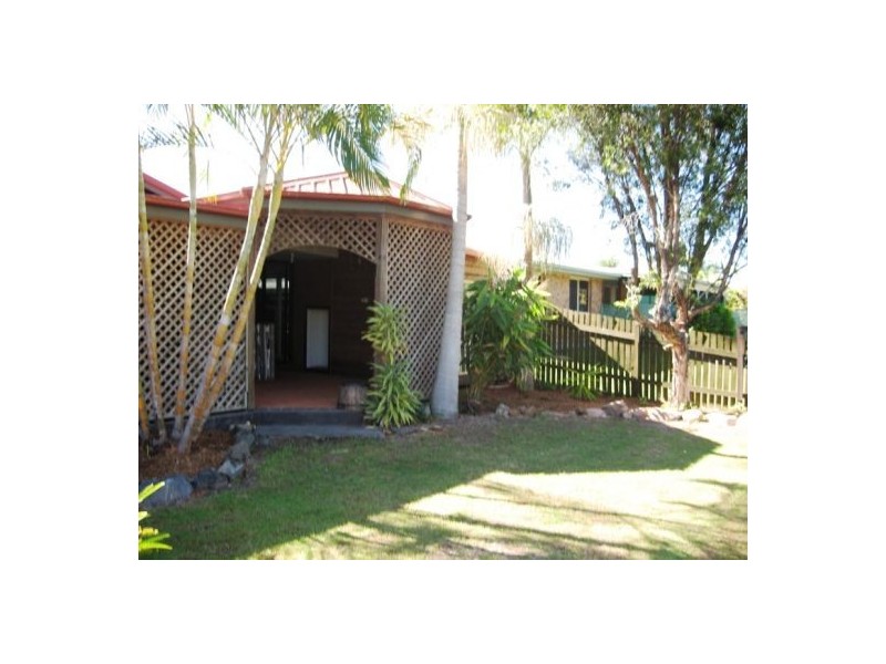 32 Fairway Drive, Urraween QLD 4655