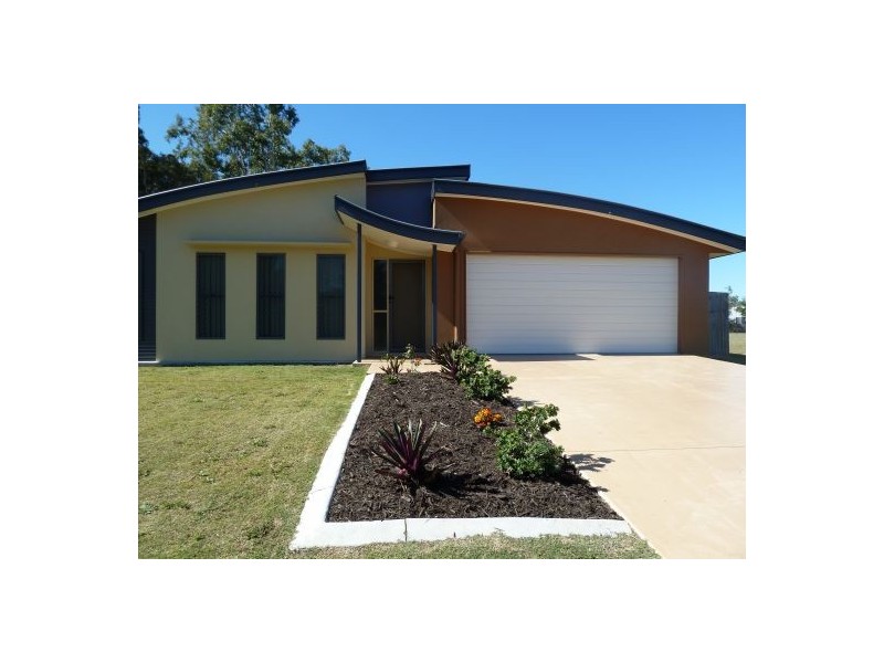 3 Malibu Way, Toogoom QLD 4655