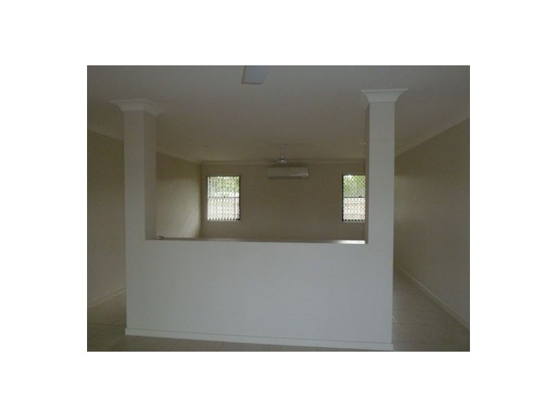 3 Malibu Way, Toogoom QLD 4655