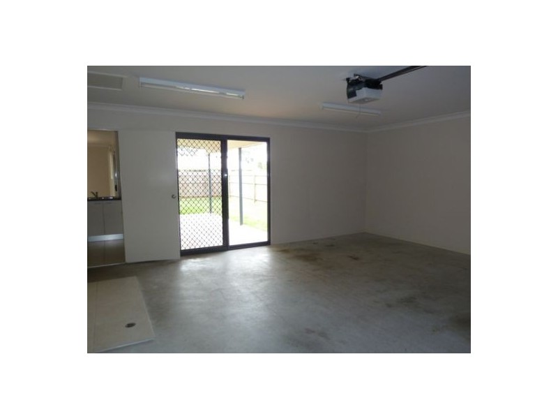 3 Malibu Way, Toogoom QLD 4655