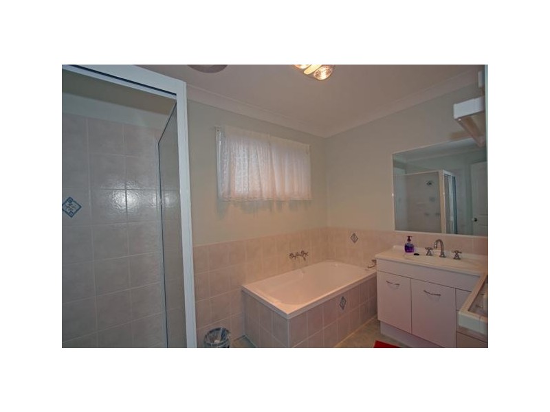 3 Turnbull Court, Urangan QLD 4655