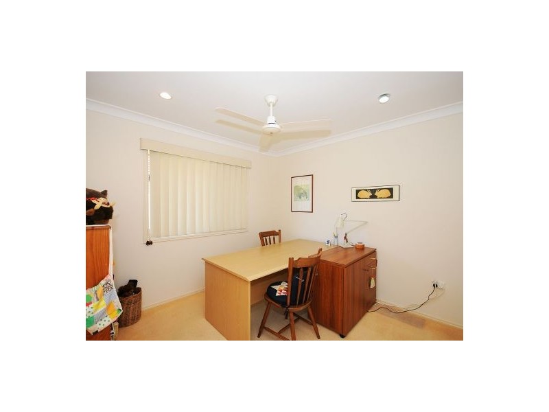 62 Wattle Street, Point Vernon QLD 4655