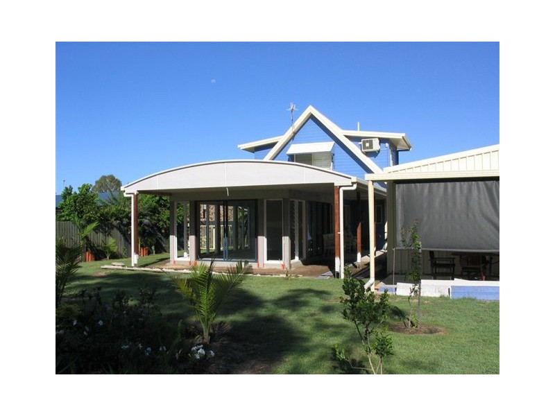 15 Lakeside, Burrum Heads QLD 4659
