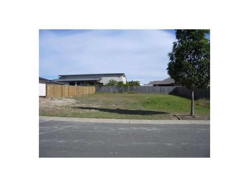 9 Parklands Boulevard, Wondunna QLD 4655