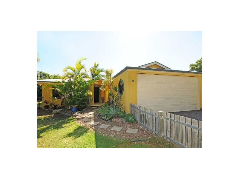 8 Kurrajong Crescent, Point Vernon QLD 4655