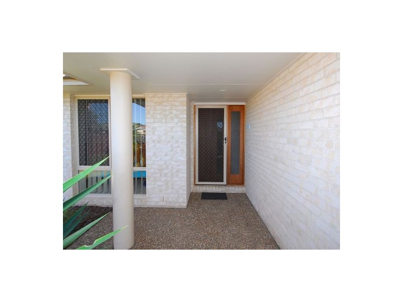 4 Carlisle Ct, Kawungan QLD 4655