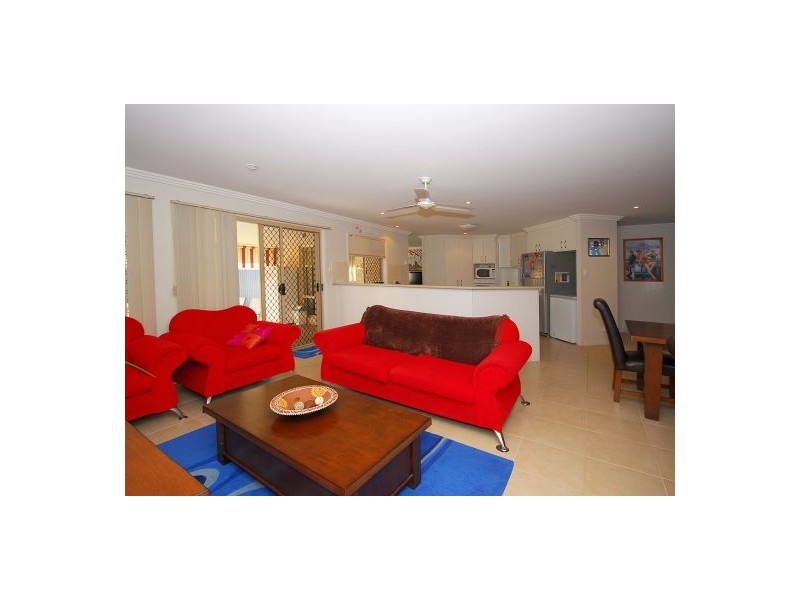4 Carlisle Ct, Kawungan QLD 4655