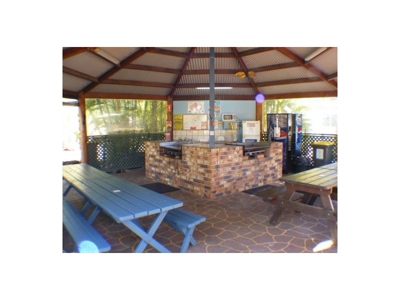 26 /R1 Corser Street, Point Vernon QLD 4655