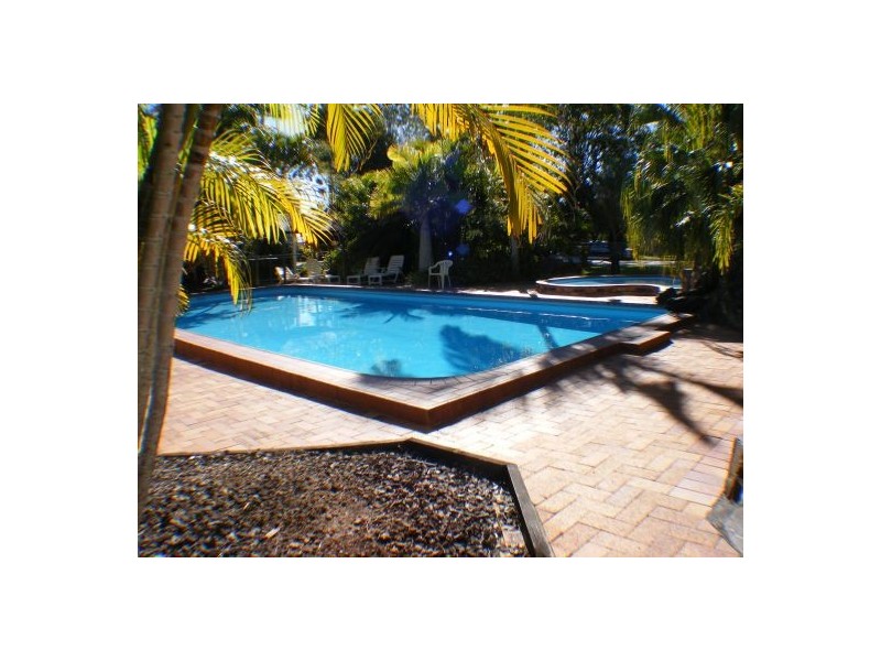 26 /R1 Corser Street, Point Vernon QLD 4655