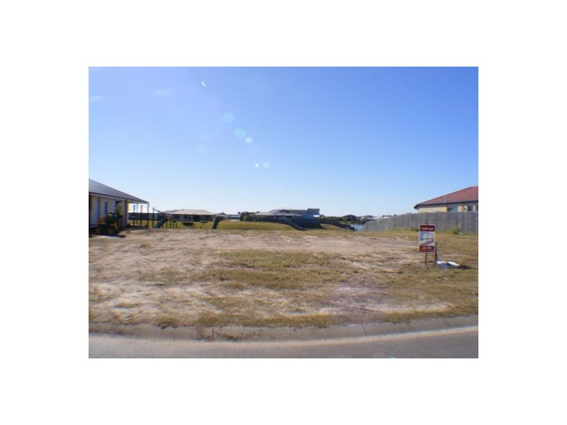 37 Endeavour Way, Eli Waters QLD 4655