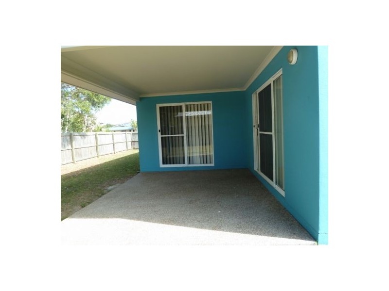 1 Fraser Waters, Toogoom QLD 4655