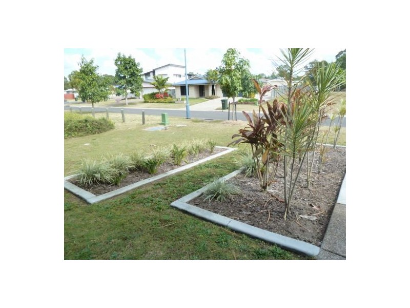 1 Fraser Waters, Toogoom QLD 4655