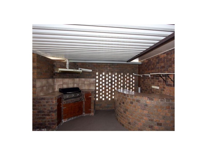 19 Kuruman Street, Scarness QLD 4655