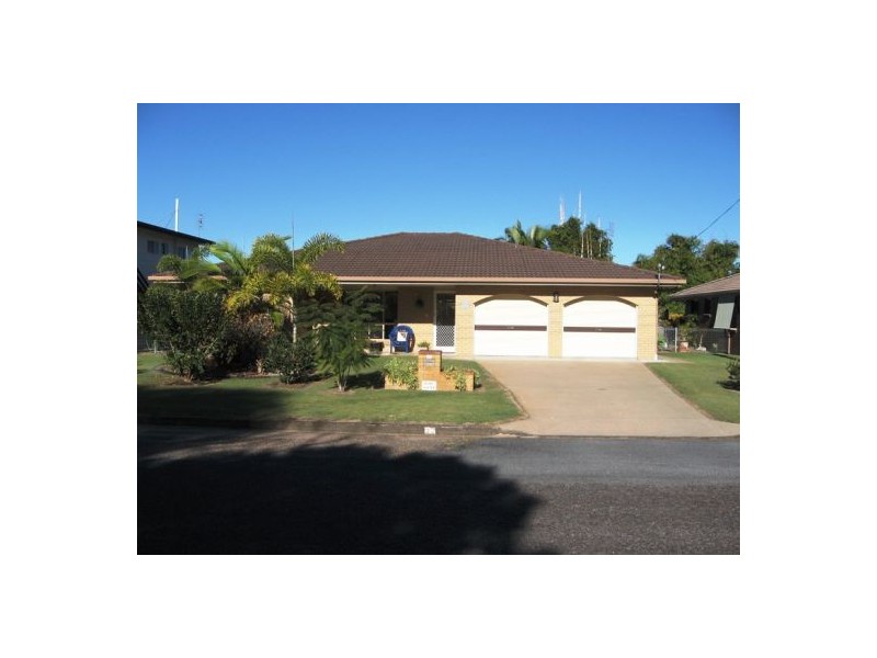 22 Gibbs Street, Urangan QLD 4655