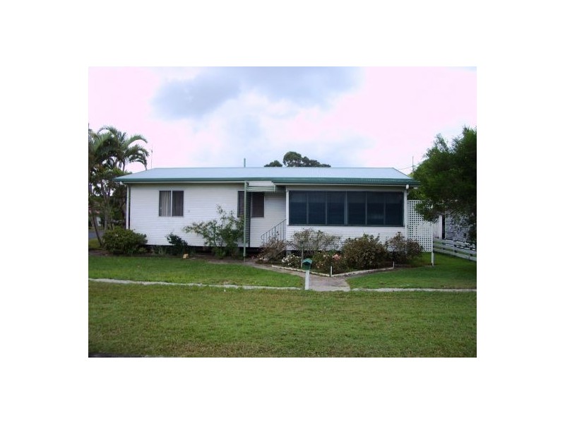 11 Jackson Street, Pialba QLD 4655
