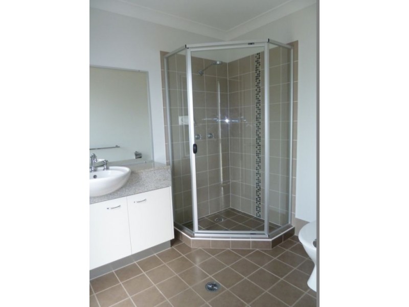3 Clearwater Cres, Toogoom QLD 4655