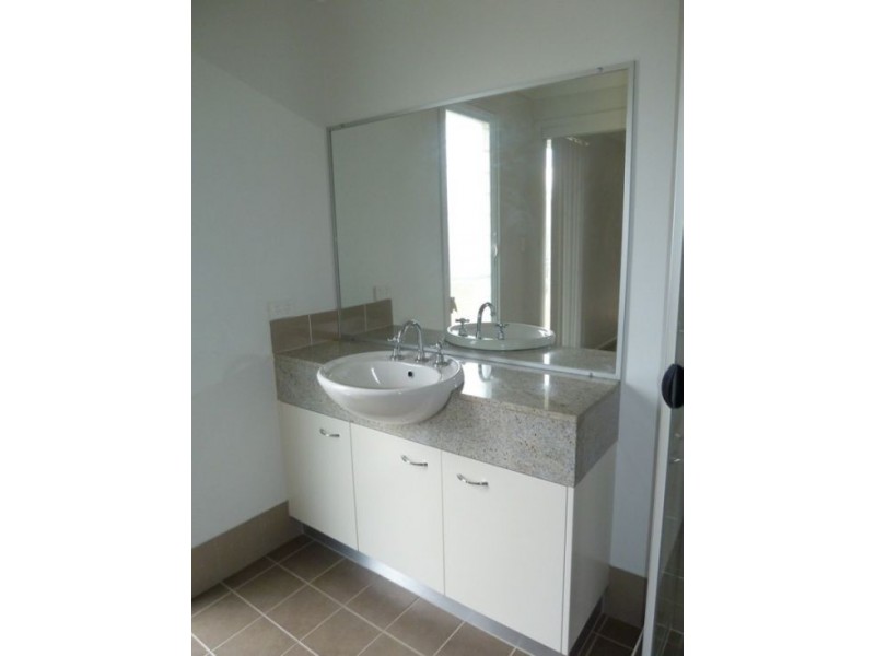 3 Clearwater Cres, Toogoom QLD 4655