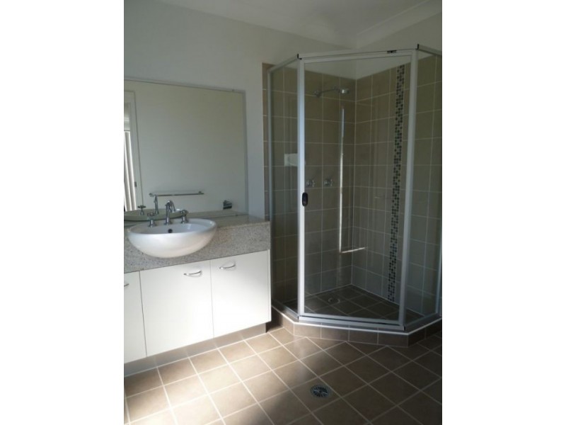 3 Clearwater Cres, Toogoom QLD 4655