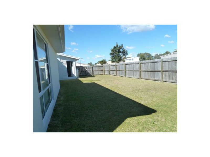 3 Clearwater Cres, Toogoom QLD 4655