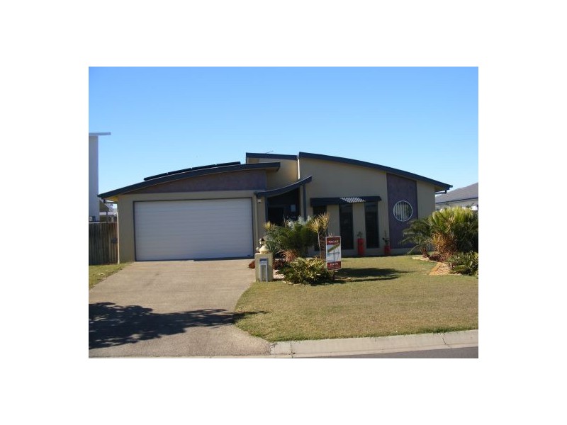 3 Seaway Pde, Toogoom QLD 4655