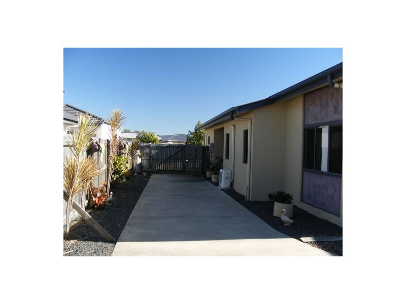 3 Seaway Pde, Toogoom QLD 4655