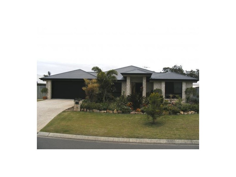 12  Seaside Ct, Toogoom QLD 4655