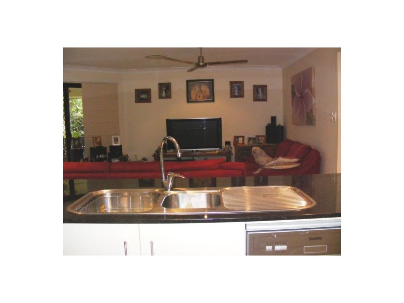 12  Seaside Ct, Toogoom QLD 4655