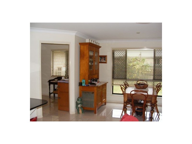 12  Seaside Ct, Toogoom QLD 4655