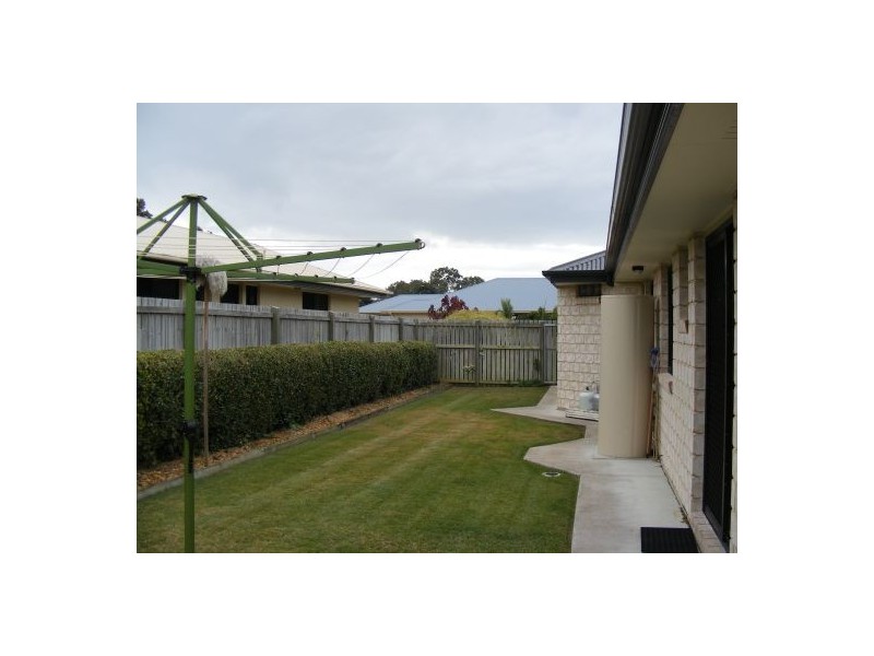 12  Seaside Ct, Toogoom QLD 4655