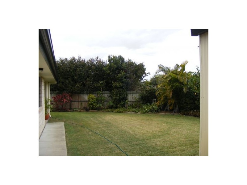 12  Seaside Ct, Toogoom QLD 4655