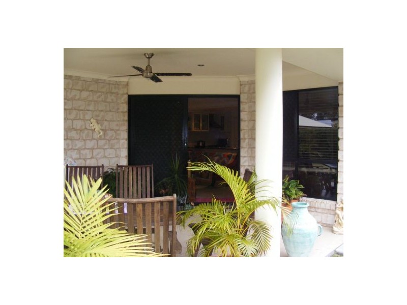 12  Seaside Ct, Toogoom QLD 4655