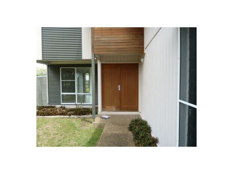 2 Fraser Waters Pde, Toogoom QLD 4655