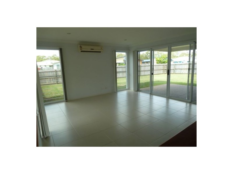 2 Fraser Waters Pde, Toogoom QLD 4655