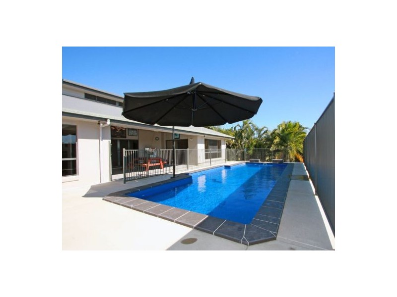 1-3  LOGGERHEAD CT, River Heads QLD 4655