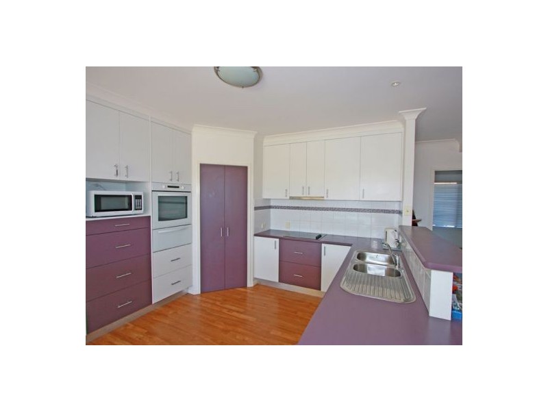 1-3  LOGGERHEAD CT, River Heads QLD 4655