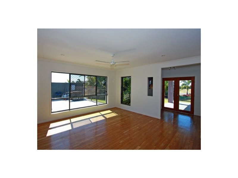 1-3  LOGGERHEAD CT, River Heads QLD 4655